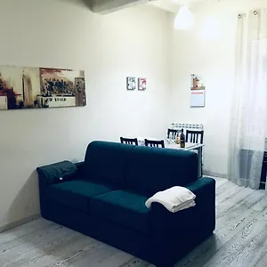  Apartment Modern Sant'antonino Italy