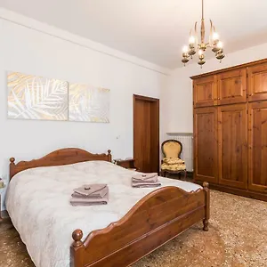  Apartment Ca' Dada Italy